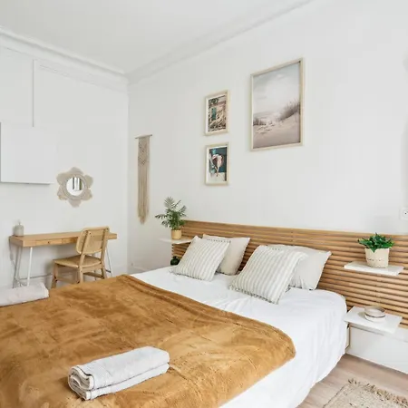 Arc De Triomphe Apartment Paris
